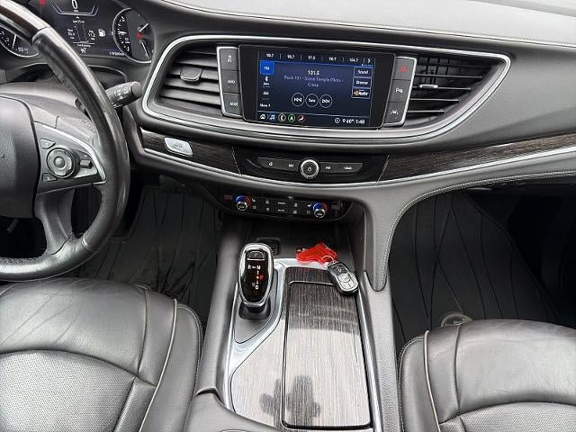 Used 2020 Buick Enclave Avenir w/ Avenir Technology Package AWD/4WD image 18