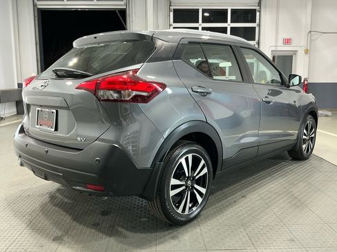 Used 2020 Nissan Kicks SV image 26