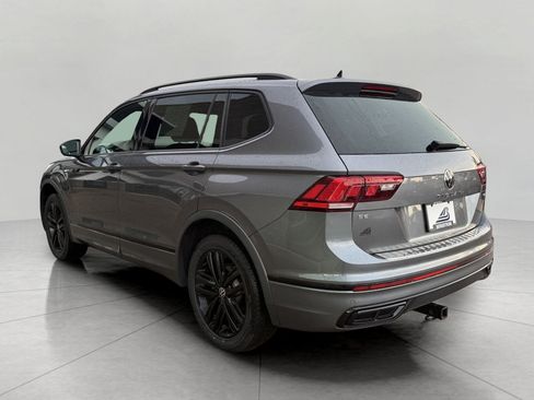 Used 2022 Volkswagen Tiguan SE R-Line AWD/4WD image 10