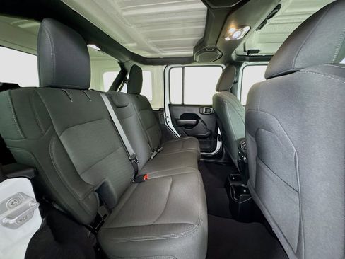 Used 2020 Jeep Wrangler Unlimited Sport w/ Technology Group image 19