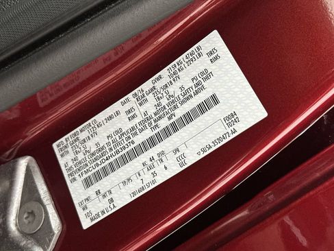 Used 2017 Ford Escape Titanium AWD/4WD image 35