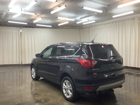 Used 2019 Ford Escape SE AWD/4WD image 8