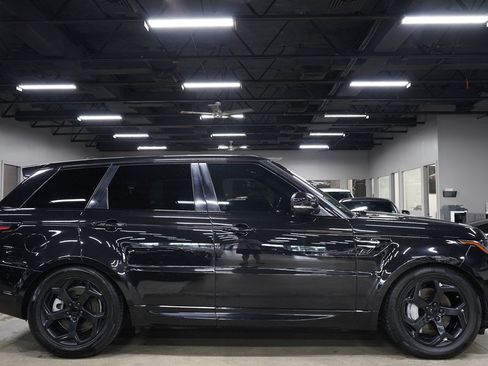 Used 2019 Land Rover Range Rover Sport HSE AWD/4WD image 6