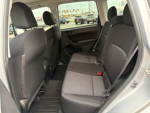 Used 2018 Subaru Forester 2.5i Premium w/ All-Weather Package AWD/4WD image 24