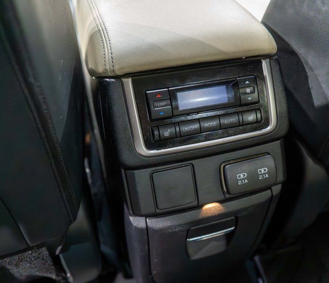 Used 2020 Subaru Ascent Limited w/ Technology Package AWD/4WD image 16