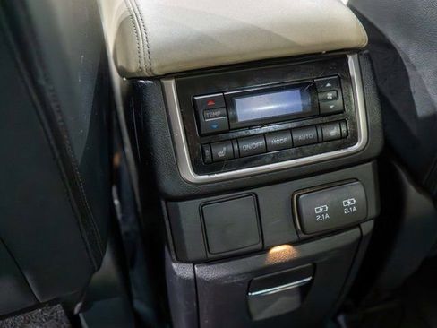 Used 2020 Subaru Ascent Limited w/ Technology Package AWD/4WD image 16