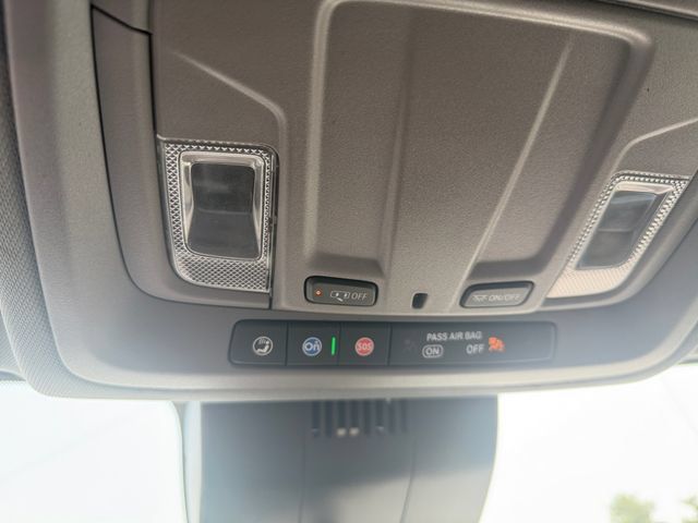 Used 2022 Chevrolet Silverado 1500 RST AWD/4WD image 20