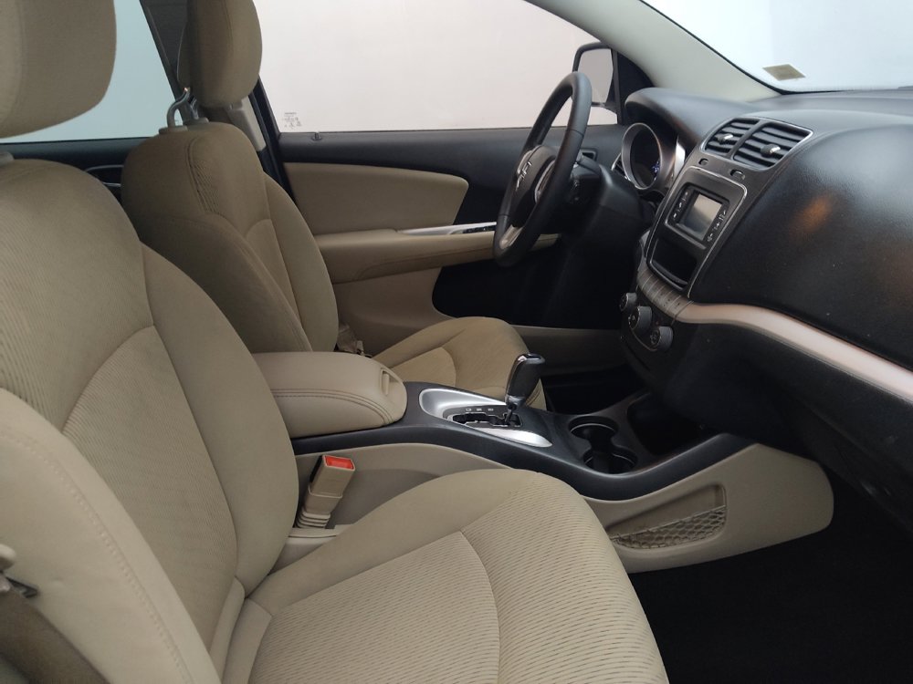 Used 2016 Dodge Journey SE w/ Flexible Seating Group FWD image 21