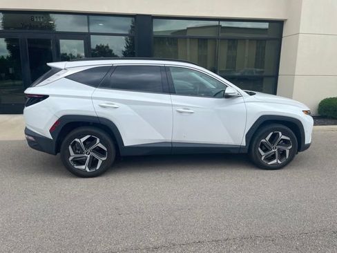 Used 2022 Hyundai Tucson Limited AWD/4WD image 6