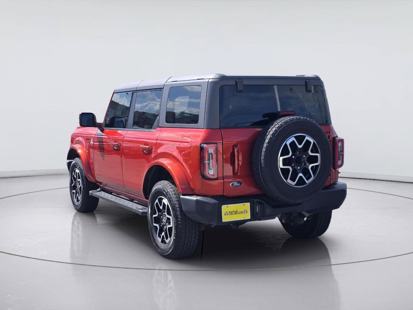 Used 2024 Ford Bronco Outer Banks AWD/4WD image 6