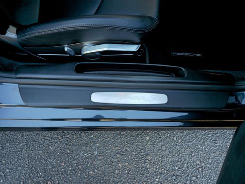 Used 2006 Porsche Cayman S image 23