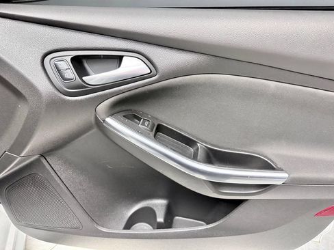 Used 2016 Ford Focus ST FWD image 16