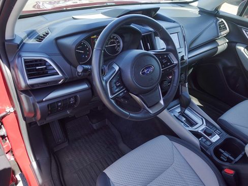 Certified 2023 Subaru Forester Premium AWD/4WD image 9