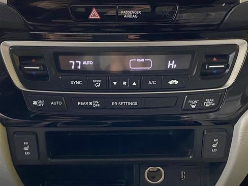 Used 2017 Honda Ridgeline RTL-E image 23