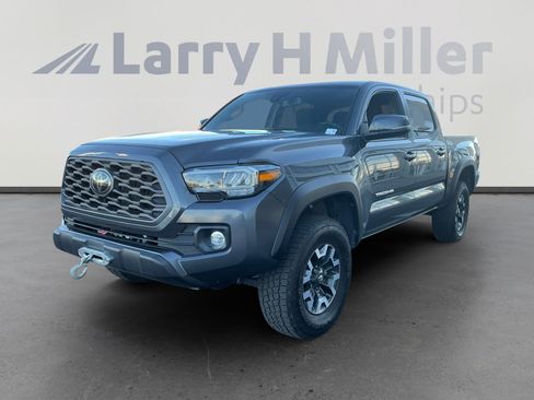 Certified 2022 Toyota Tacoma TRD Off-Road image 1