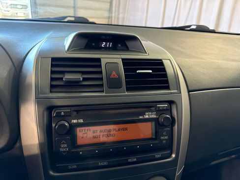 Used 2012 Toyota Corolla S FWD image 25