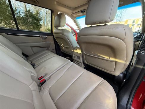 Used 2012 Hyundai Santa Fe Limited image 24