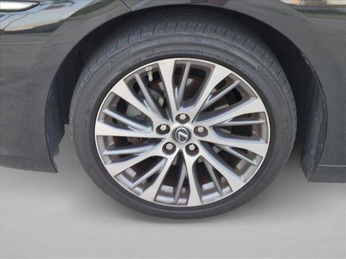 Used 2021 Lexus ES 350 w/ Premium Package FWD image 9