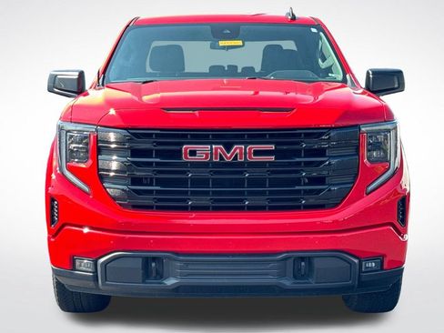 Used 2023 GMC Sierra 1500 Elevation AWD/4WD image 3