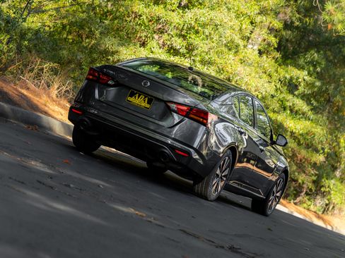 Used 2020 Nissan Altima 2.5 SL image 46