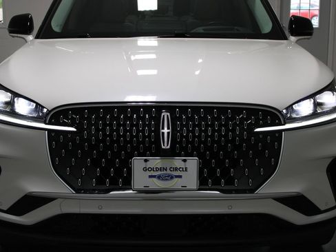Used 2025 Lincoln Aviator Reserve w/ Illumination Package AWD/4WD image 64