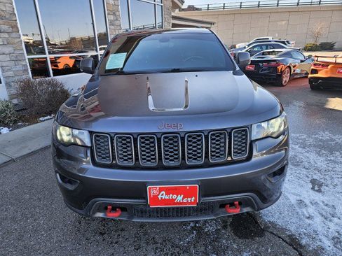 Used 2019 Jeep Grand Cherokee Trailhawk image 7