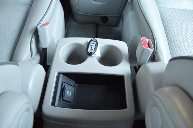 Used 2015 Nissan Quest SV w/ Leather Package FWD image 26