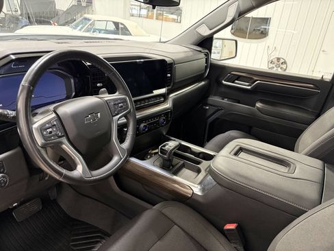 Used 2022 Chevrolet Silverado 1500 RST w/ All Star Edition Plus image 9
