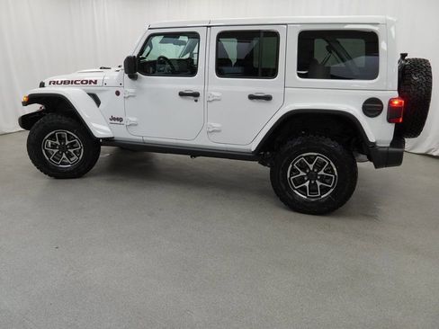 New 2026 Jeep Wrangler Unlimited Rubicon AWD/4WD image 14