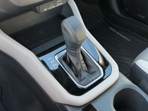 Certified 2025 Subaru Forester Limited image 19