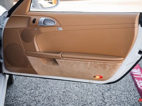 Used 2011 Porsche Cayman image 57