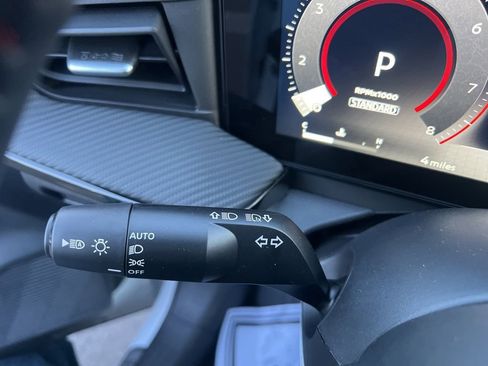 New 2026 Nissan Kicks SR w/ SR Premium Package AWD/4WD image 44