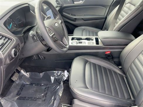 Used 2024 Ford Edge SEL w/ Convenience Package image 12