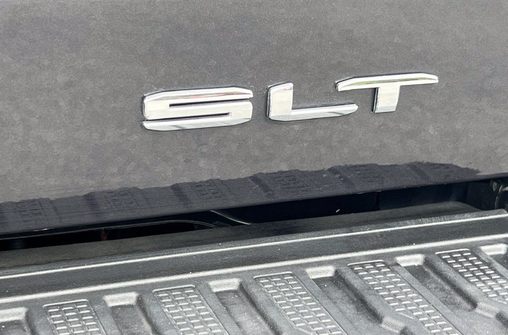 Used 2026 GMC Sierra 1500 SLT AWD/4WD image 20