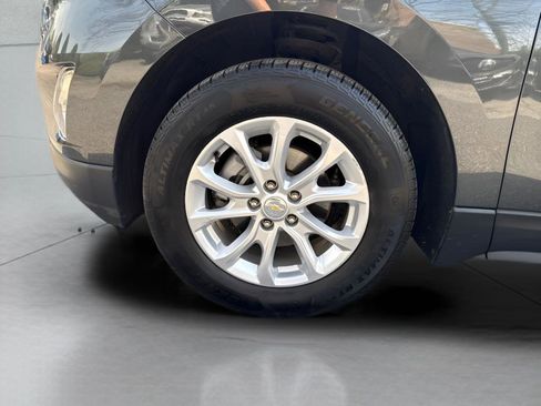 Used 2020 Chevrolet Equinox LS AWD/4WD image 6