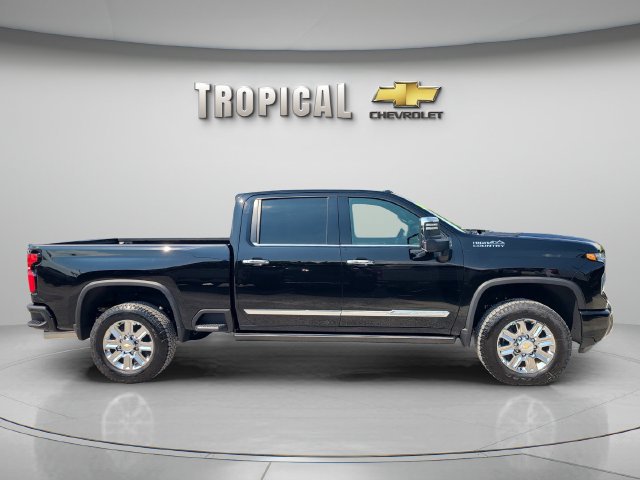New 2026 Chevrolet Silverado 2500 High Country w/ Technology Package AWD/4WD image 6