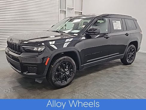 Used 2024 Jeep Grand Cherokee L Laredo image 5