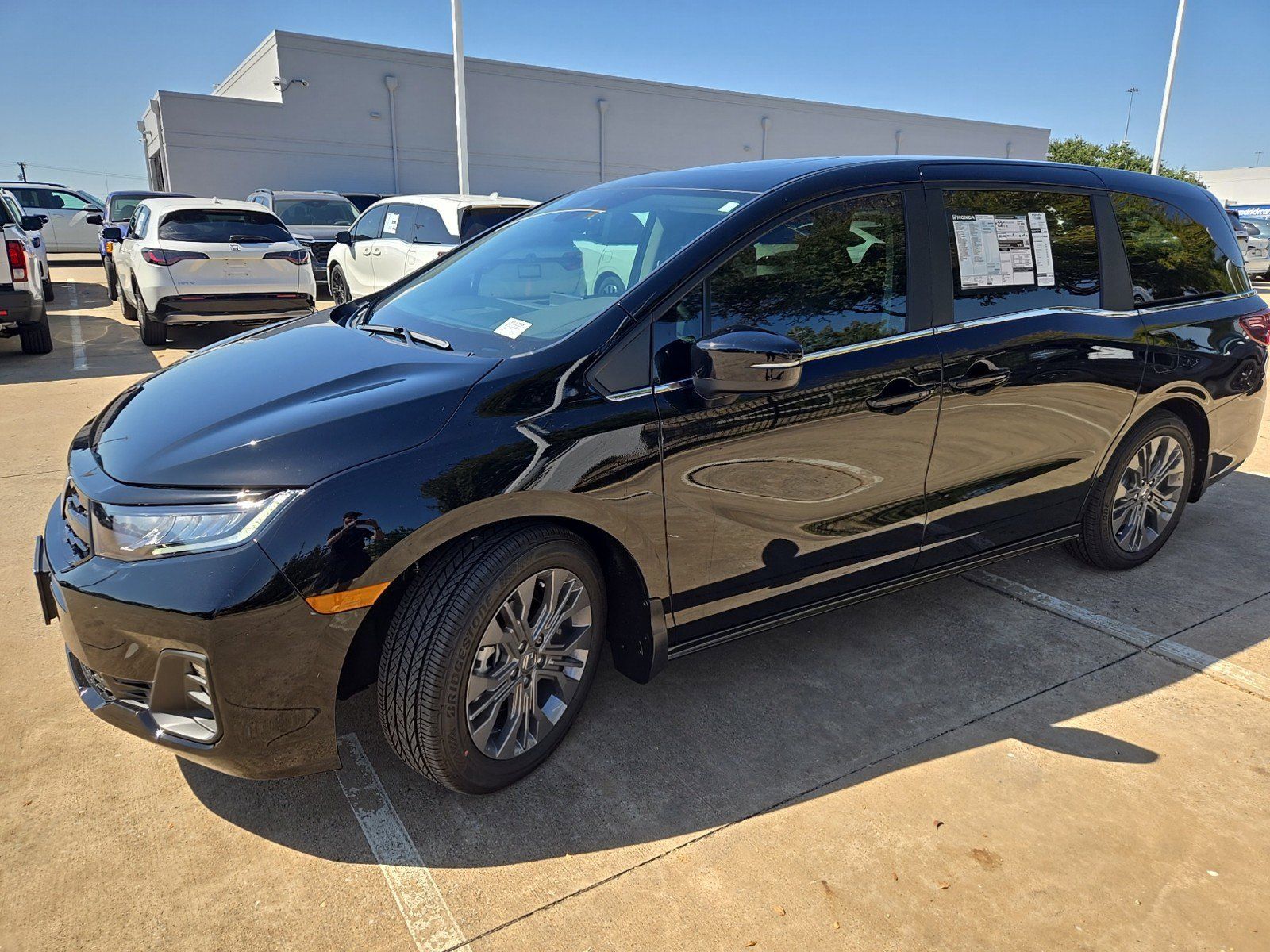 Used 2026 Honda Odyssey Touring image 5