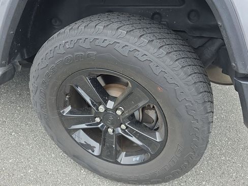 Used 2021 Jeep Wrangler Unlimited Sahara AWD/4WD image 10