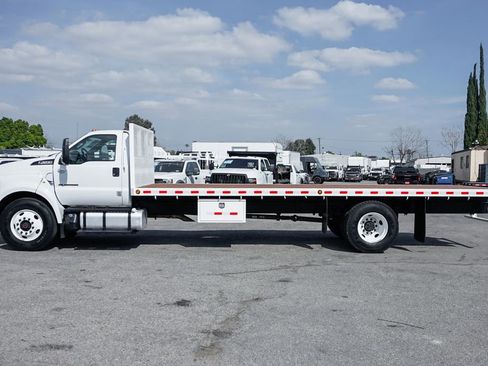 Used 2016 Ford F650 2WD Regular Cab Super Duty image 5