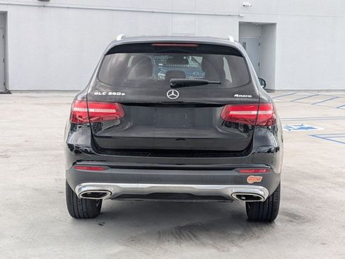 Used 2019 Mercedes-Benz GLC 350e 4MATIC image 6