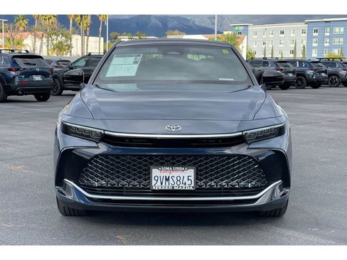 Used 2026 Toyota Crown Nightshade image 10