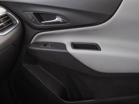 Certified 2024 Chevrolet Equinox LS w/ LS Convenience Package AWD/4WD image 23