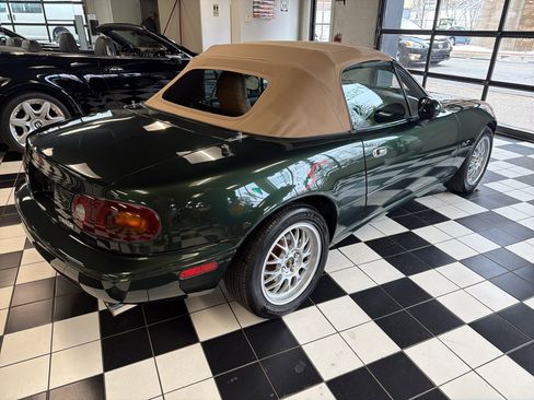Used 1997 MAZDA MX-5 Miata M-Edition image 5