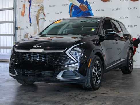 Used 2025 Kia Sportage EX image 21