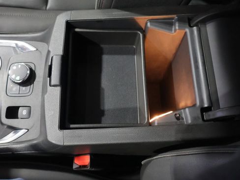 Used 2023 Chevrolet Traverse RS w/ LPO, Floor Liner Package AWD/4WD image 33