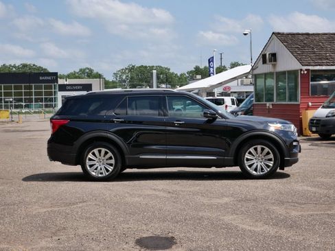 Certified 2021 Ford Explorer Limited w/ Equipment Group 301A AWD/4WD image 2