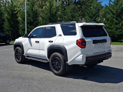 Used 2026 Toyota 4Runner TRD Off-Road Premium AWD/4WD image 6