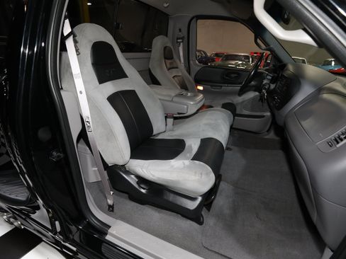 Used 2000 Ford F150 Lightning RWD image 44