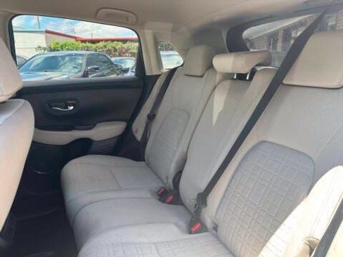 Used 2024 Honda HR-V LX image 3